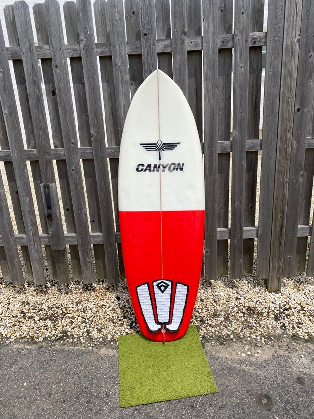 Canyon fish surfboard outlet